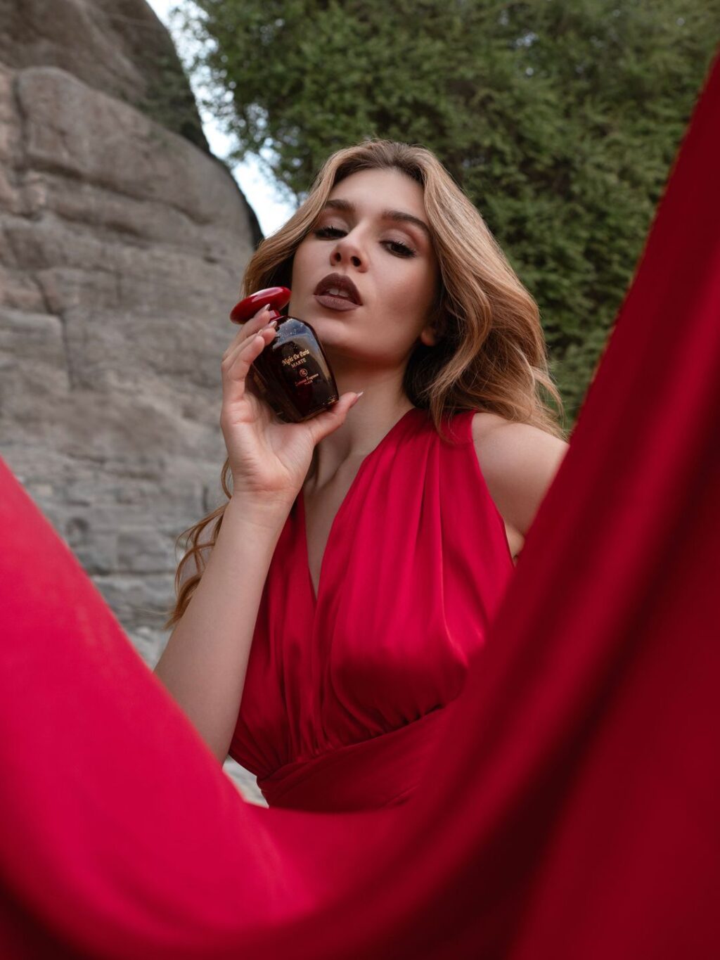 Instagram post from lorientalefragrances.official. This post is in position 2.